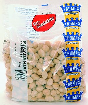 WHOLE MACADAMIA NUTS 1KG