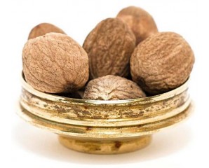 WHOLE NUTMEG 500GM